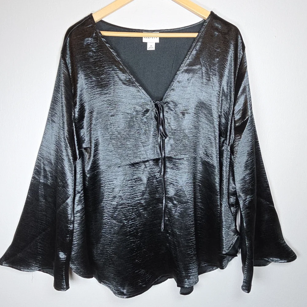 Ava & Viv Women's Black Satin V-Neck Top Long Bell Sleeves 2X Glam Whimsigoth - Picture 1 of 15